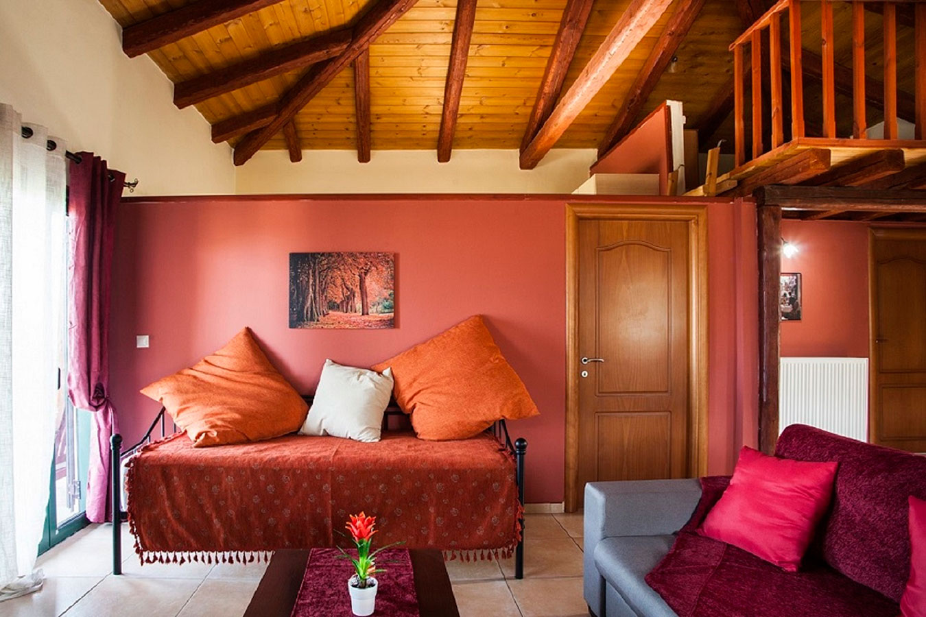 ΠΑΡΑΔΟΣΙΑΚA ΔΙΑΜΕΡΙΣΜΑTA