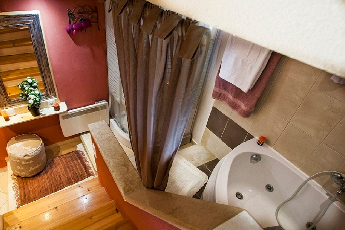 ΟΙΚΟΓΕΝΕΙΑΚΑ STUDIOS